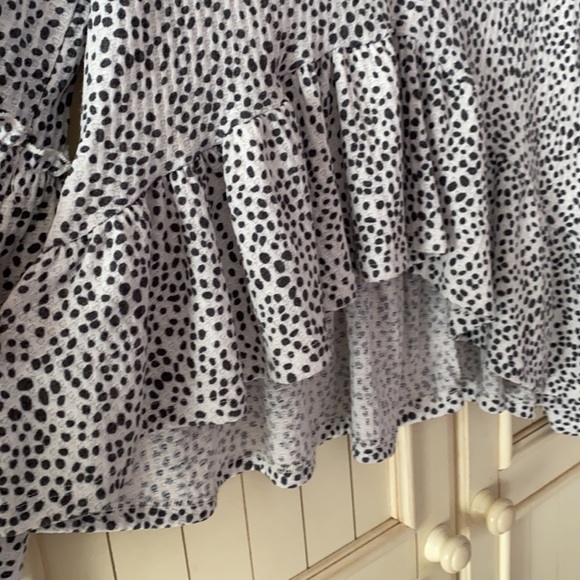 NWOT Altar’d State Dalmatian Hi-Lo Top - Picture 5 of 6